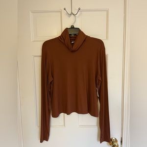 Women’s large turtleneck from Old Navy ultralight go dry